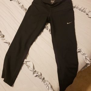 Nike capri leggings